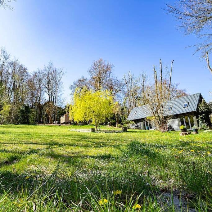 White Hill Lodge - Rustic Cabin Set In A Stunning Meadow Sevenoaks Eksteriør billede